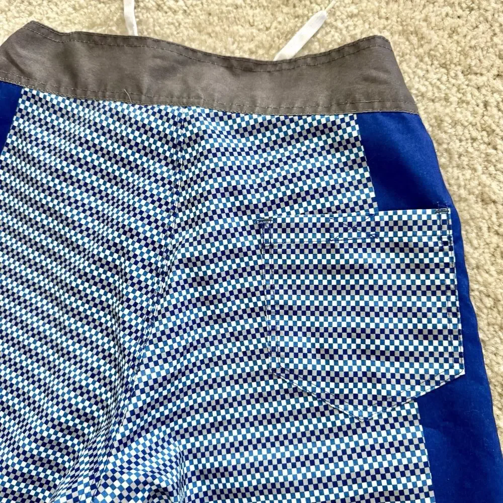 Bud Light Board Shorts Mens Size 30 Blue Checkered Swim Trunks Surf Beach Light